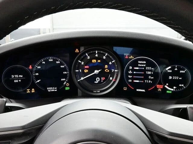2021 Porsche 992 Targa 4 & 4S - Image 9 of 30