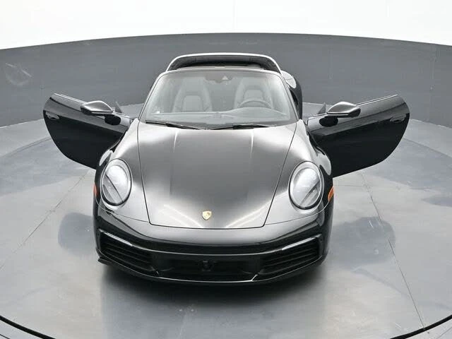 2021 Porsche 992 Targa 4 & 4S - Image 28 of 30