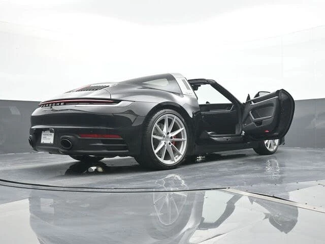 2021 Porsche 992 Targa 4 & 4S - Image 23 of 30