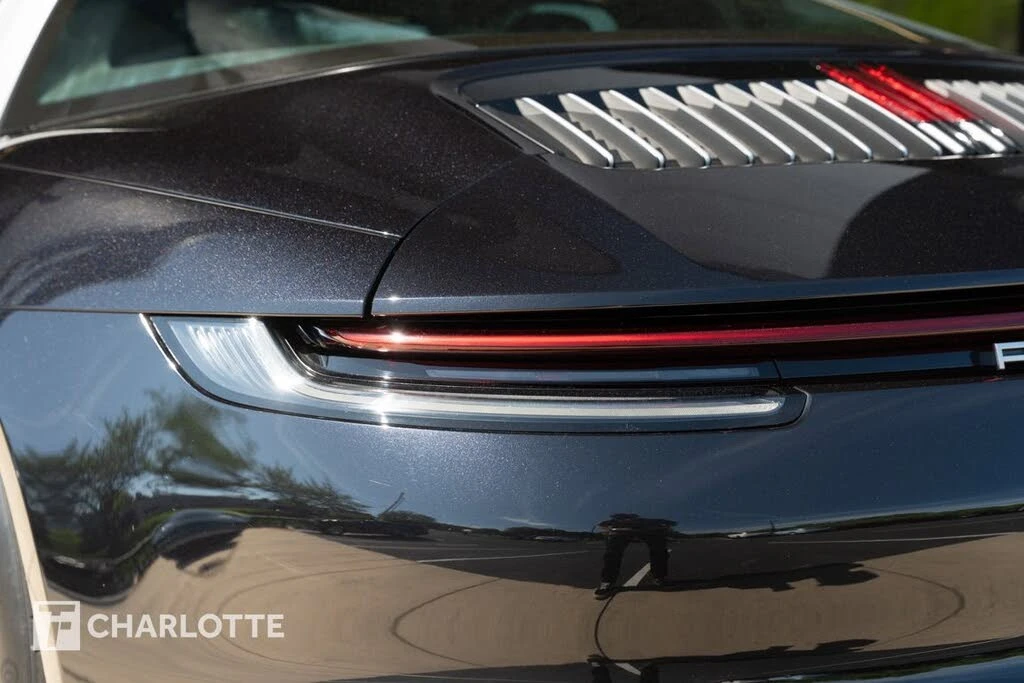 2021 Porsche 992 Targa 4 & 4S - Image 12 of 31