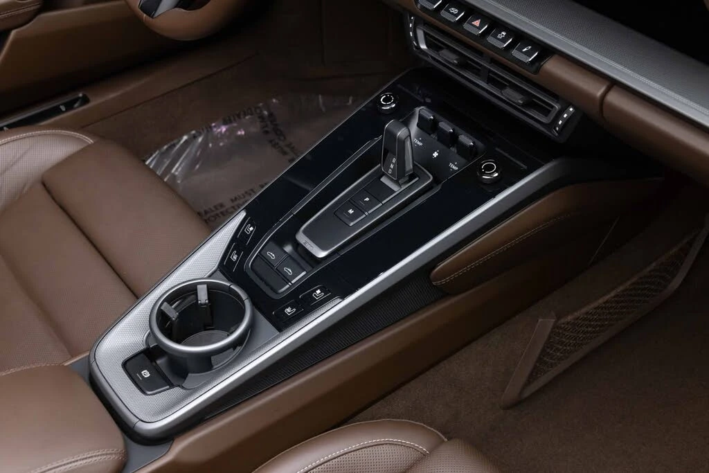2021 Porsche 992 Targa 4 & 4S - Image 20 of 31