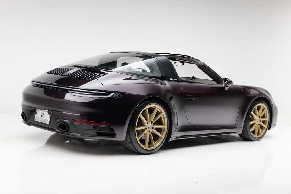 2021 Porsche 992 Targa 4 & 4S - Image 11 of 31