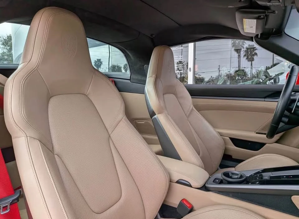 2021 Porsche 992 Targa 4 & 4S - Image 15 of 19