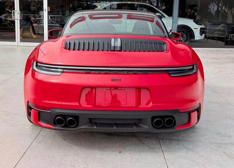 2021 Porsche 992 Targa 4 & 4S - Image 8 of 19