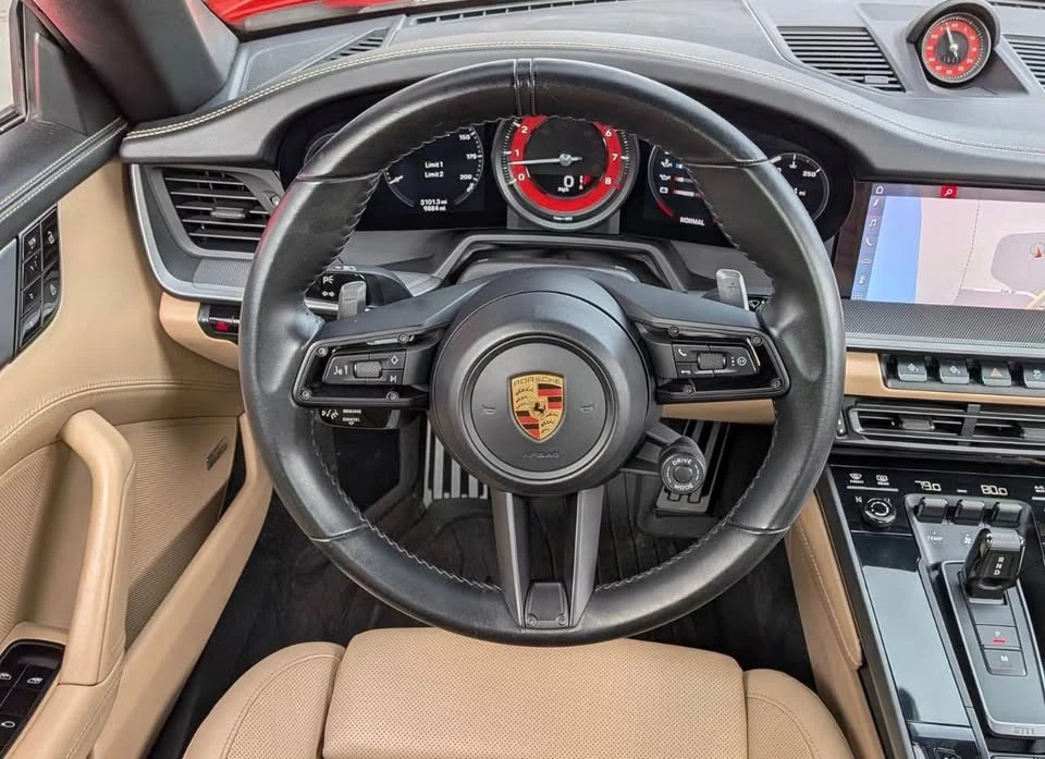 2021 Porsche 992 Targa 4 & 4S - Image 9 of 19