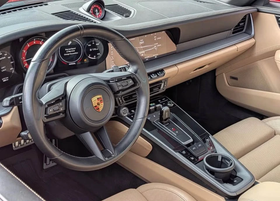2021 Porsche 992 Targa 4 & 4S - Image 12 of 19