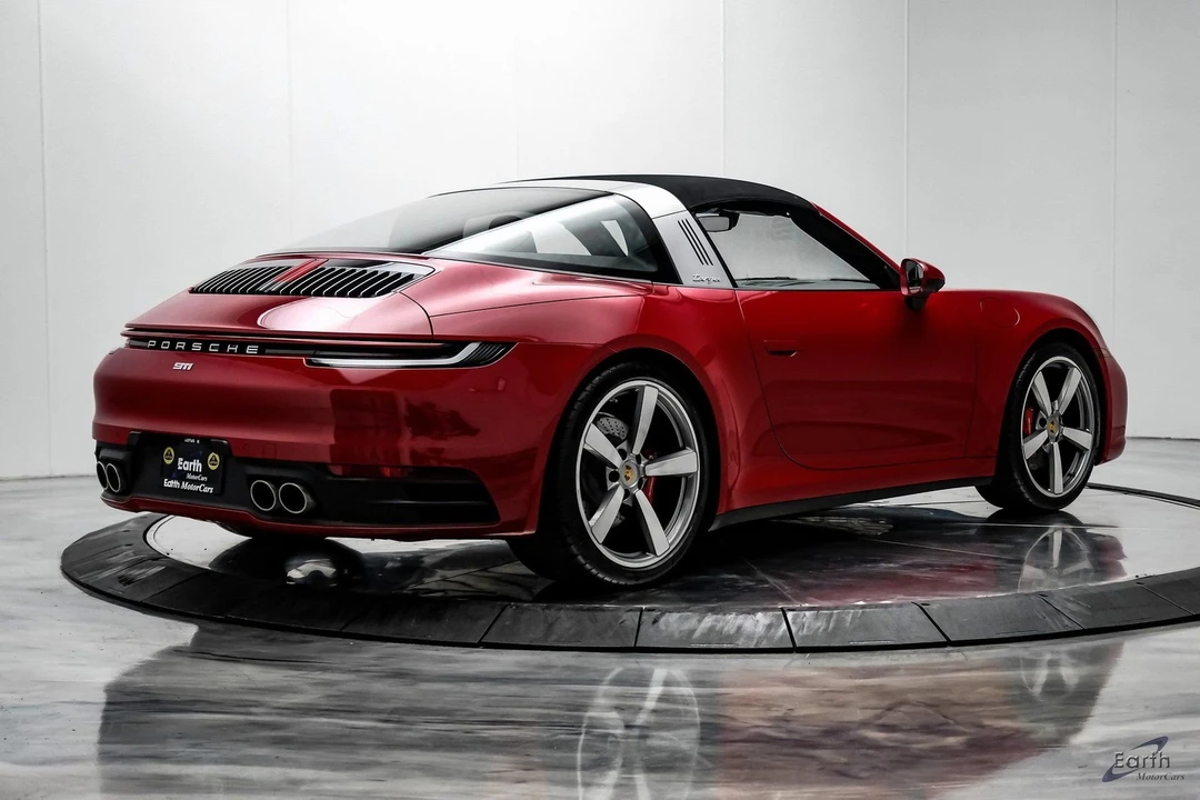 2021 Porsche 992 Targa 4 & 4S - Image 19 of 21