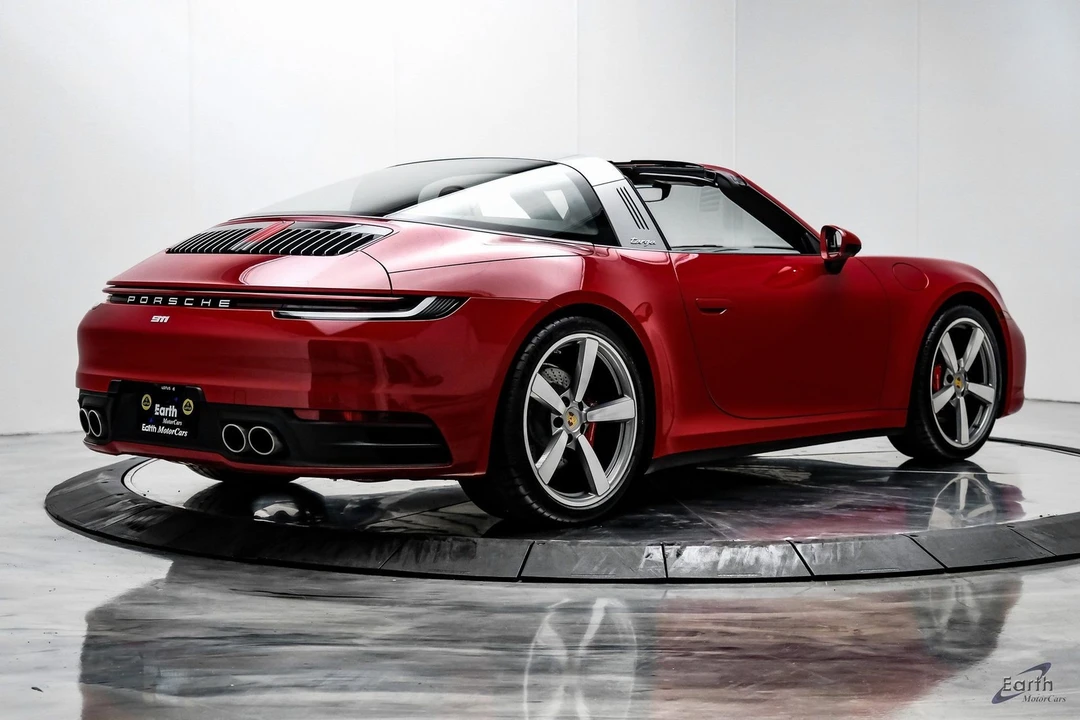 2021 Porsche 992 Targa 4 & 4S - Image 18 of 21