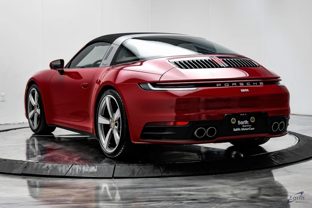2021 Porsche 992 Targa 4 & 4S - Image 13 of 21