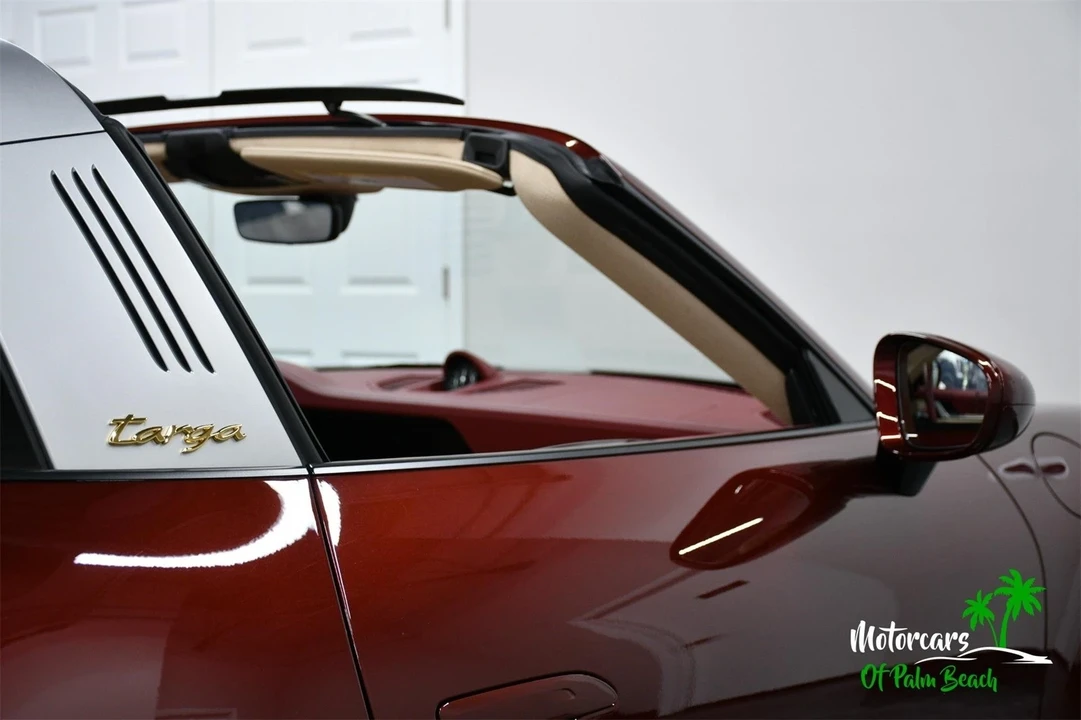 2021 Porsche 992 Targa 4 & 4S - Image 15 of 21
