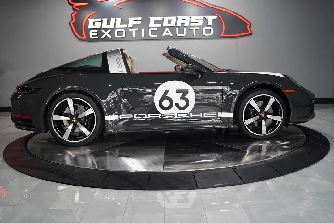 2021 Porsche 992 Targa 4 & 4S - Image 29 of 31
