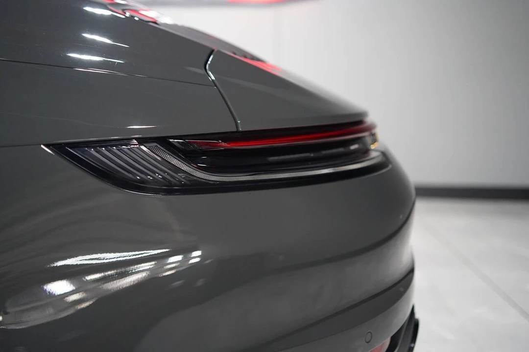 2021 Porsche 992 Targa 4 & 4S - Image 26 of 31