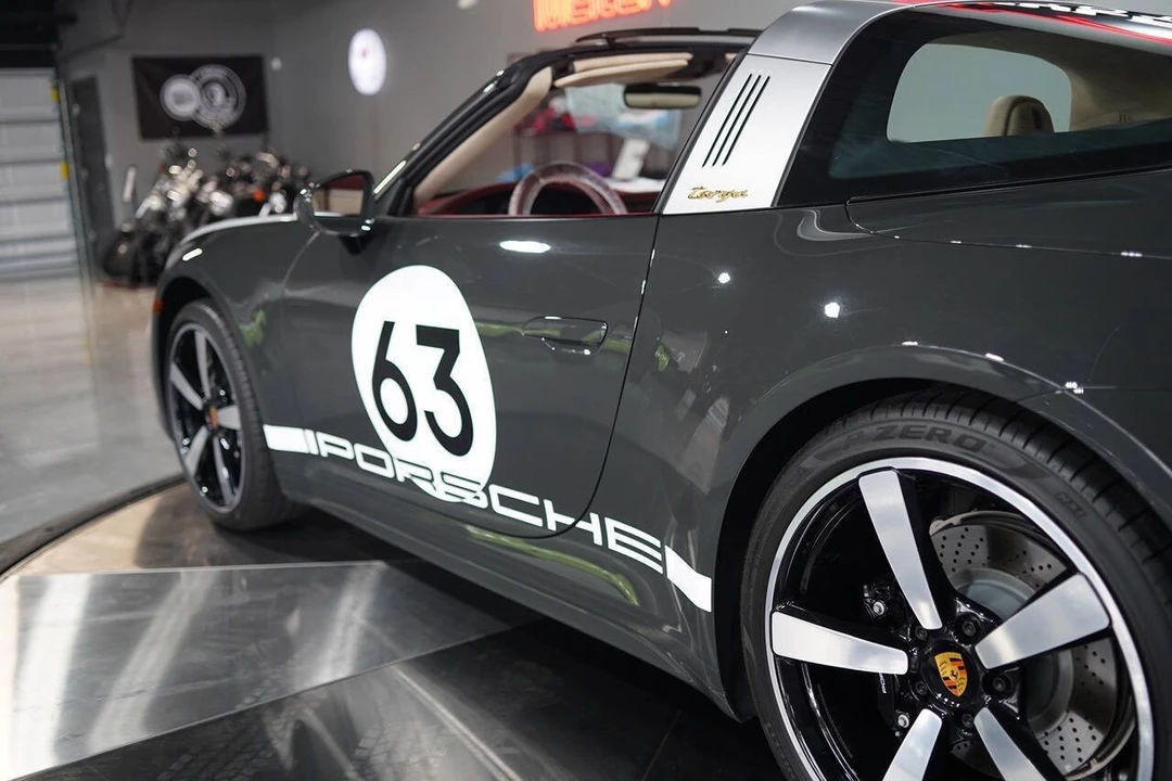 2021 Porsche 992 Targa 4 & 4S - Image 27 of 31