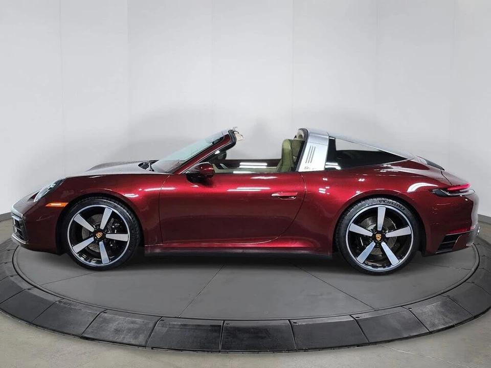 2021 Porsche 992 Targa 4 & 4S - Image 2 of 30