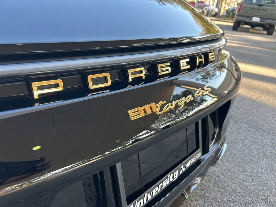 2021 Porsche 992 Targa 4 & 4S - Image 24 of 31