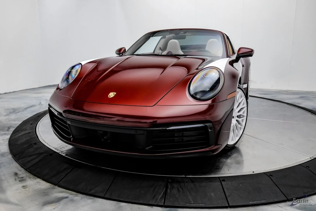 2021 Porsche 992 Targa 4 & 4S - Image 3 of 12