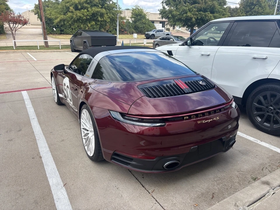 2021 Porsche 992 Targa 4 & 4S - Image 6 of 9