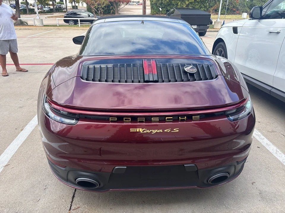 2021 Porsche 992 Targa 4 & 4S - Image 7 of 9