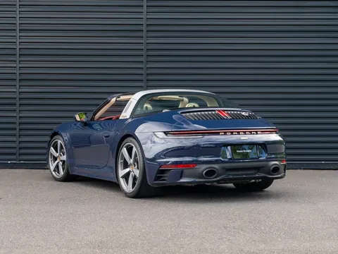 2021 Porsche 992 Targa 4 & 4S - Image 3 of 5