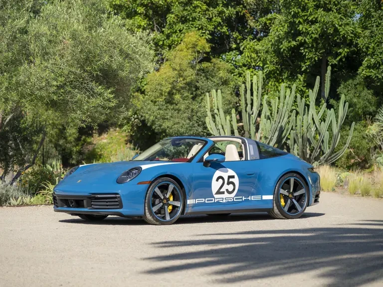2021 Porsche 992 Targa 4 & 4S - Image 2 of 31