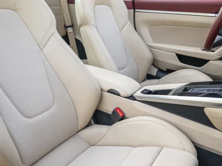 2021 Porsche 992 Targa 4 & 4S - Image 24 of 31