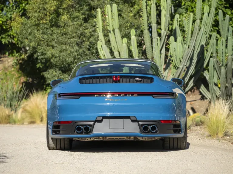 2021 Porsche 992 Targa 4 & 4S - Image 9 of 31