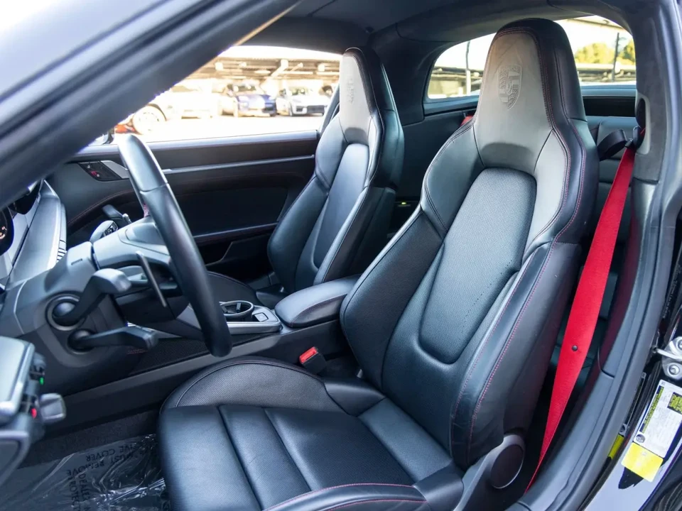 2021 Porsche 992 Targa 4 & 4S - Image 5 of 7
