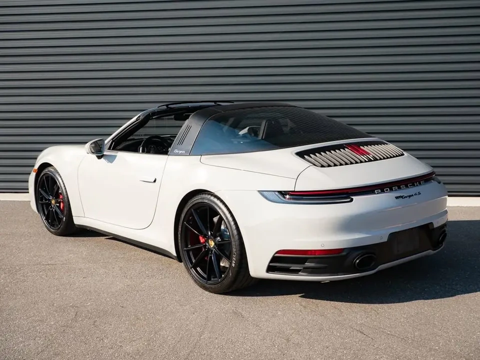 2021 Porsche 992 Targa 4 & 4S - Image 3 of 7