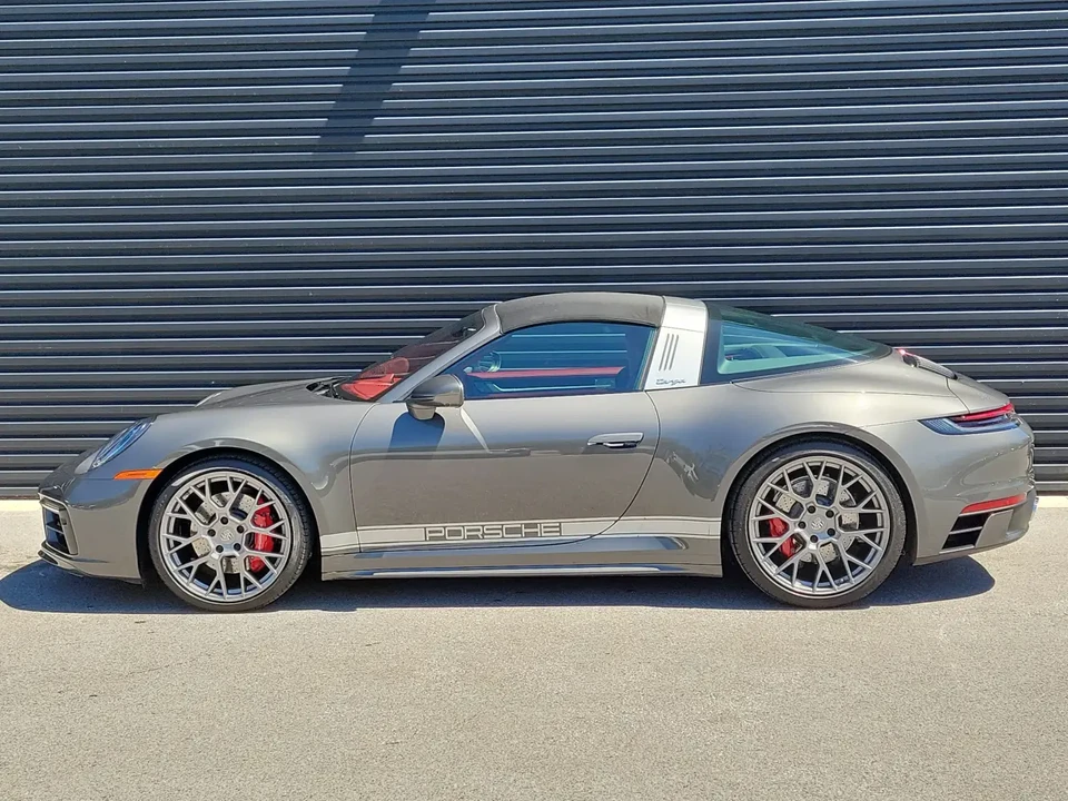 2021 Porsche 992 Targa 4 & 4S - Image 2 of 13