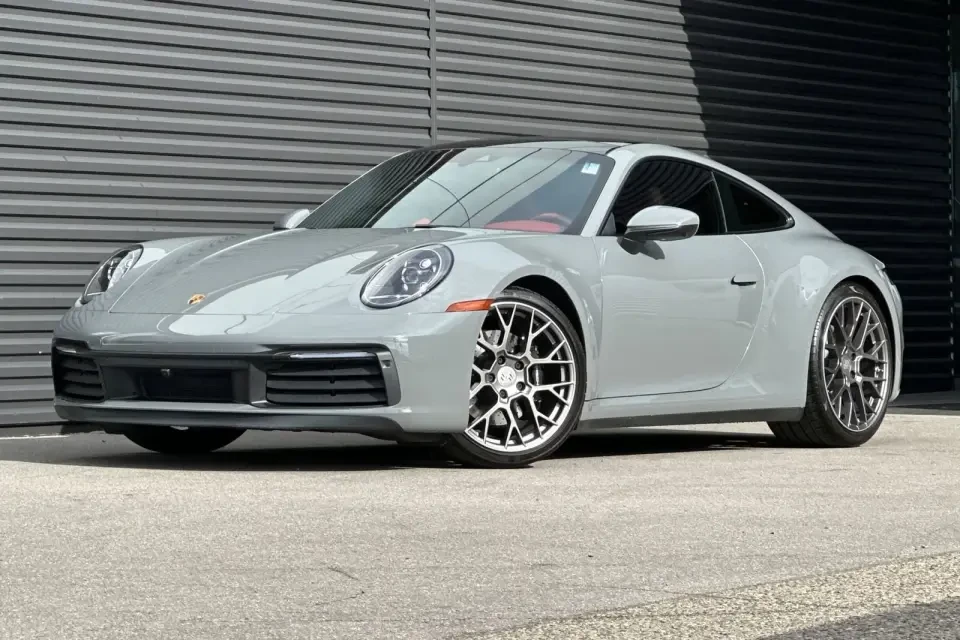 2021 Porsche 992 Targa 4 & 4S - Image 12 of 13