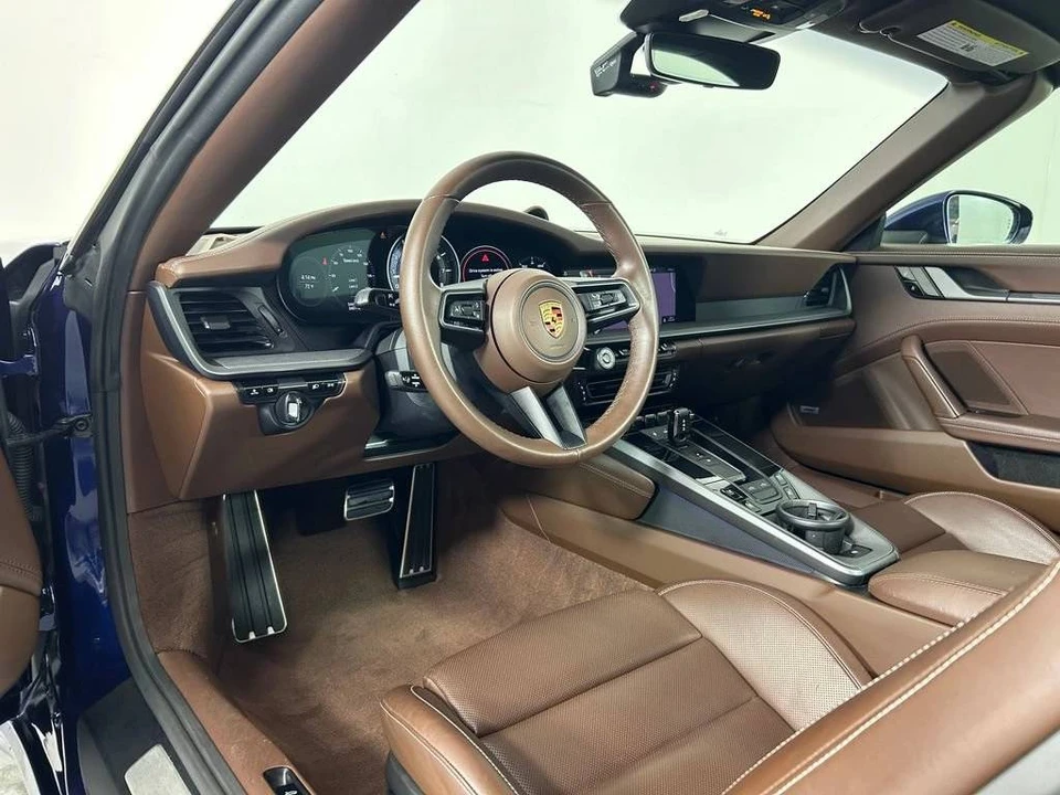 2021 Porsche 992 Targa 4 & 4S - Image 4 of 5