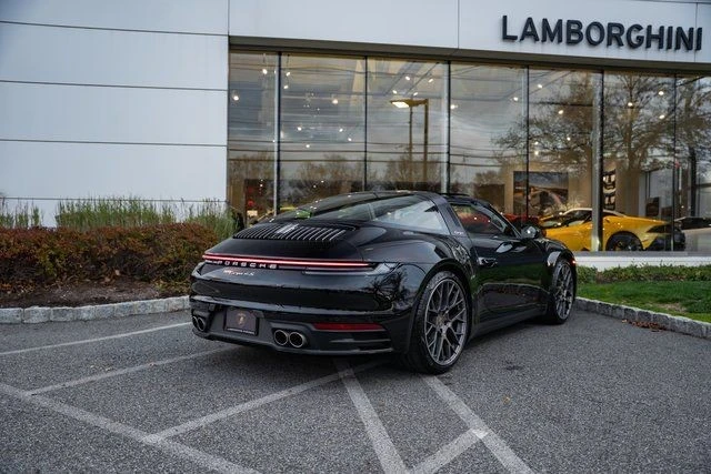 2021 Porsche 992 Targa 4 & 4S - Image 9 of 31