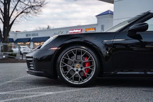 2021 Porsche 992 Targa 4 & 4S - Image 14 of 31