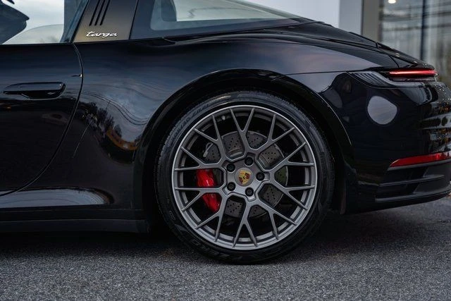 2021 Porsche 992 Targa 4 & 4S - Image 18 of 31