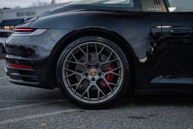 2021 Porsche 992 Targa 4 & 4S - Image 20 of 31