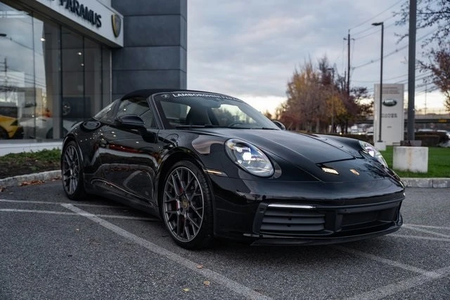 2021 Porsche 992 Targa 4 & 4S - Image 2 of 12