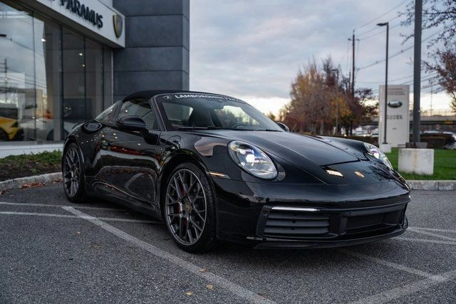 2021 Porsche 992 Targa 4 & 4S - Image 2 of 31