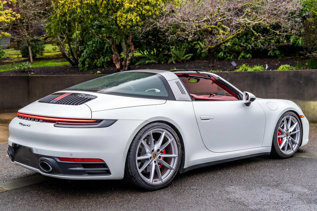 2021 Porsche 992 Targa 4 & 4S - Image 4 of 31