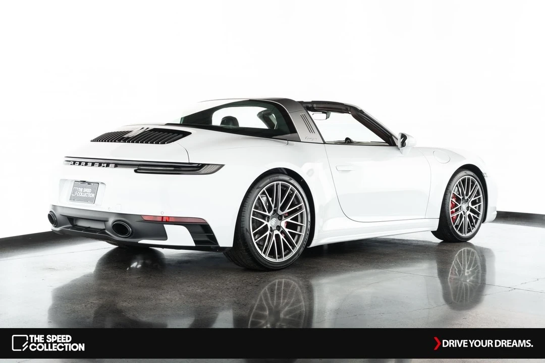 2021 Porsche 992 Targa 4 & 4S - Image 8 of 21