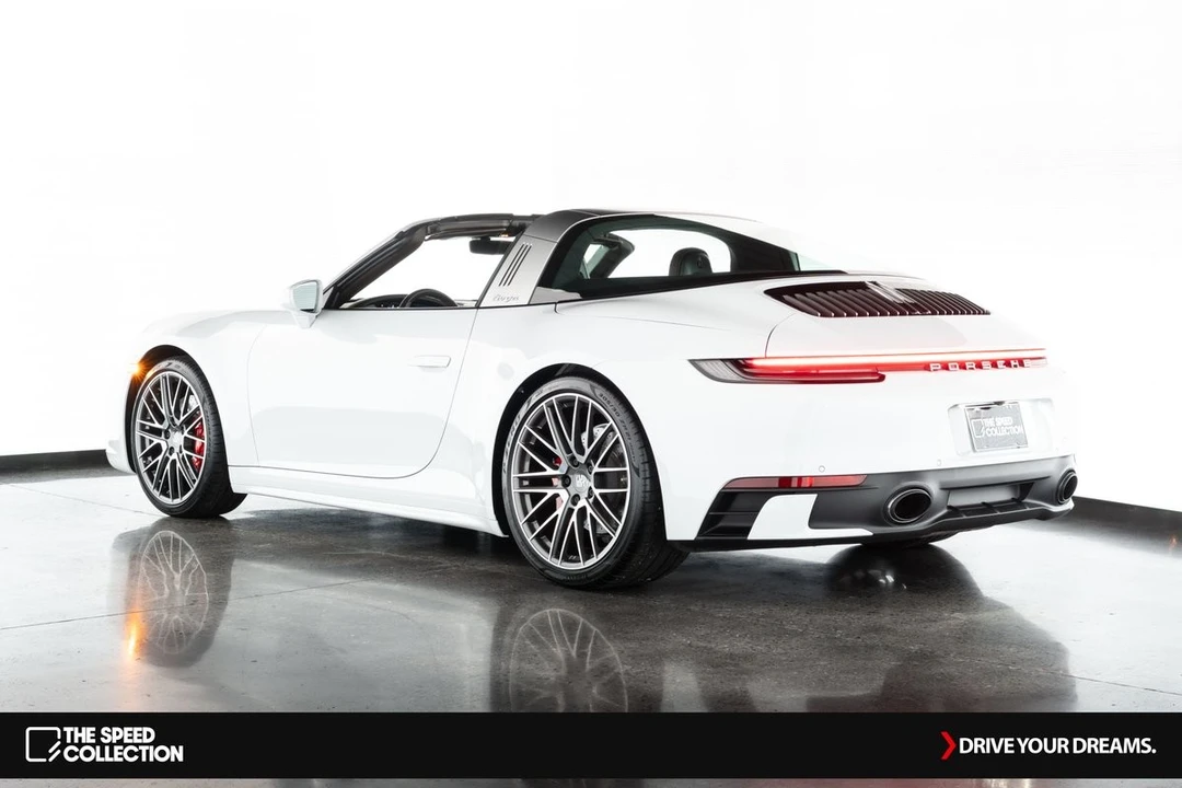 2021 Porsche 992 Targa 4 & 4S - Image 5 of 21