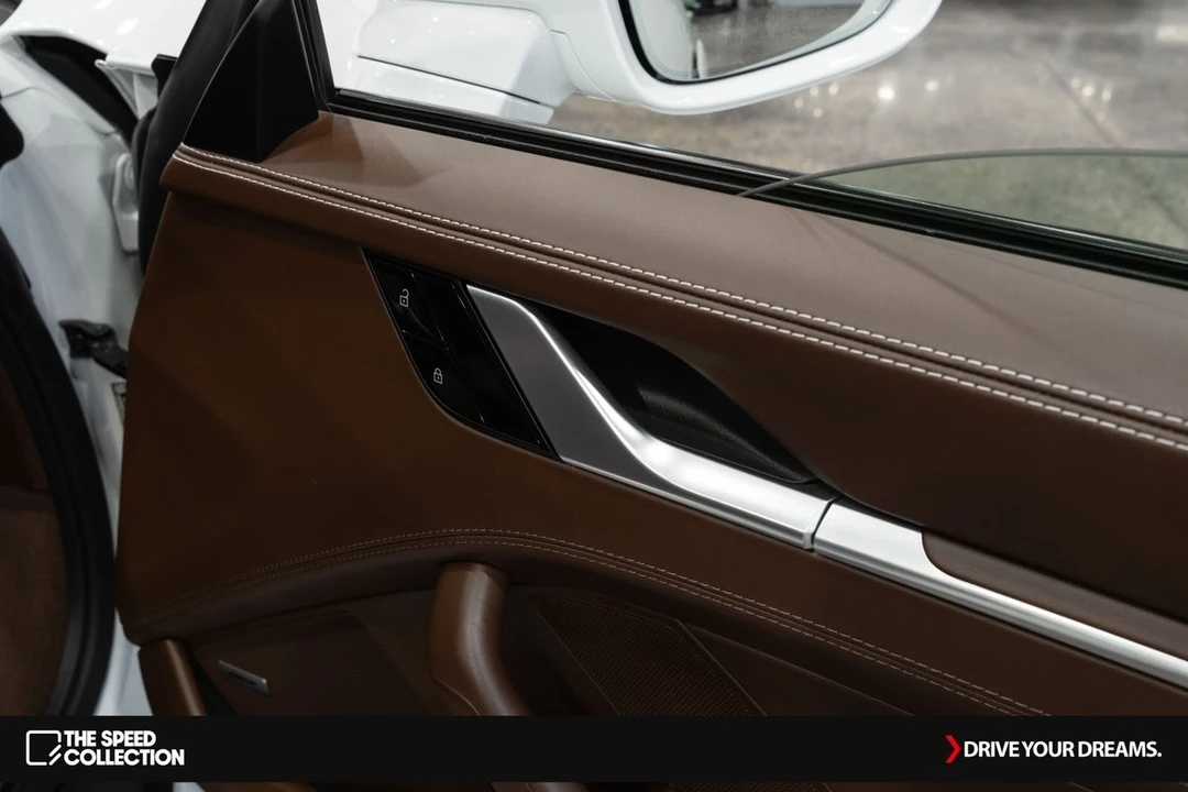 2021 Porsche 992 Targa 4 & 4S - Image 16 of 21