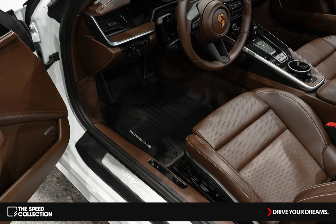 2021 Porsche 992 Targa 4 & 4S - Image 14 of 21