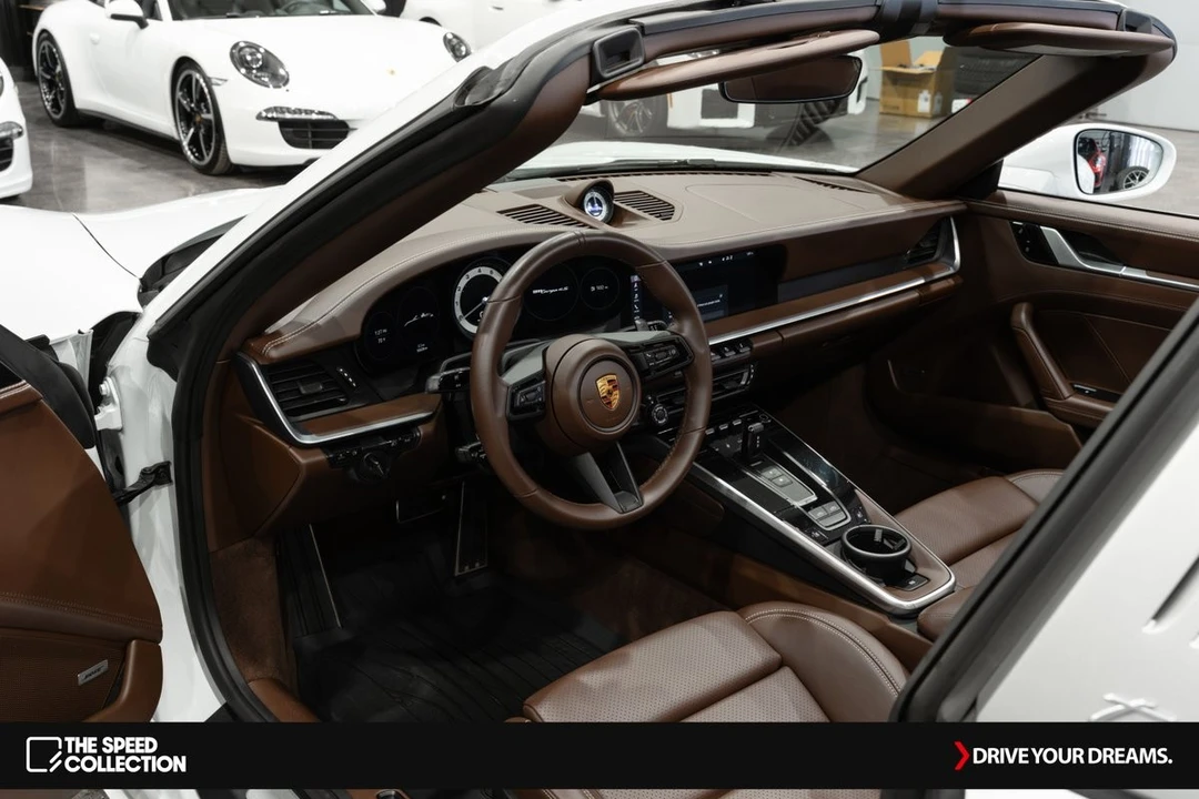 2021 Porsche 992 Targa 4 & 4S - Image 12 of 21