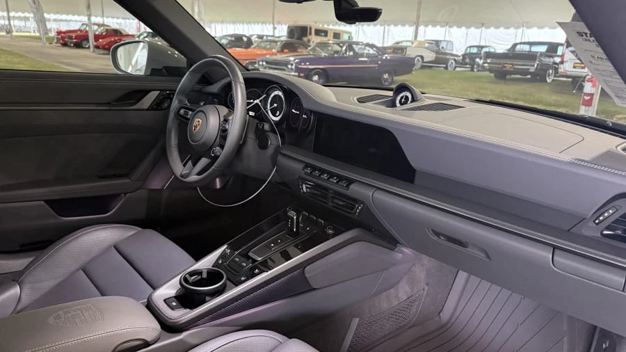 2021 Porsche 992 Targa 4 & 4S - Image 8 of 9