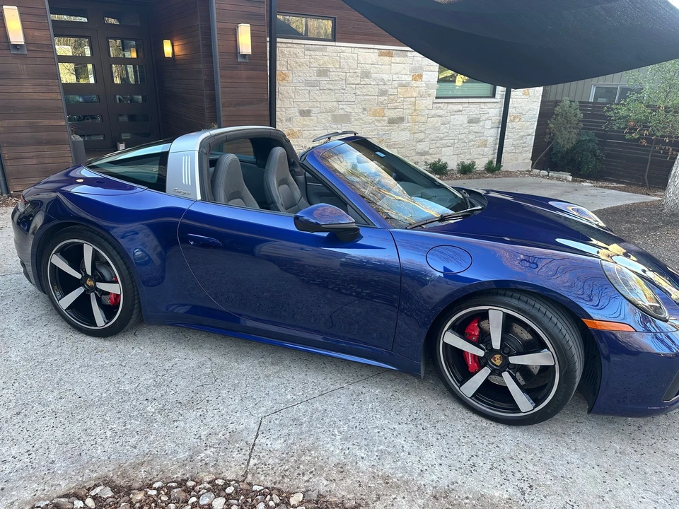 2021 Porsche 992 Targa 4 & 4S - Image 2 of 7