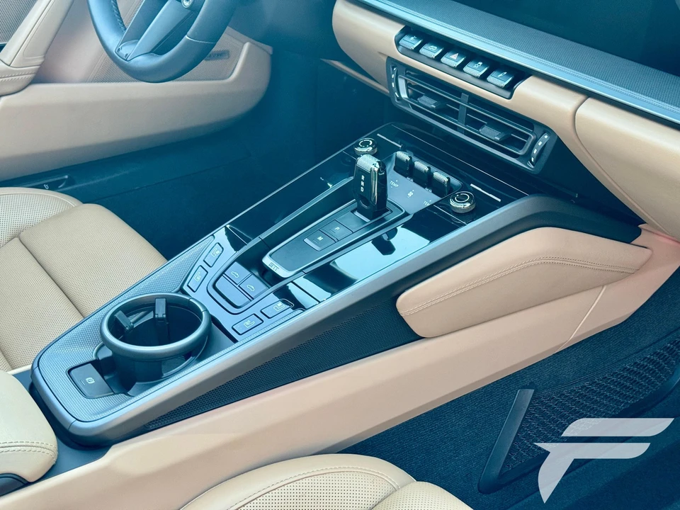 2021 Porsche 992 Targa 4 & 4S - Image 30 of 31