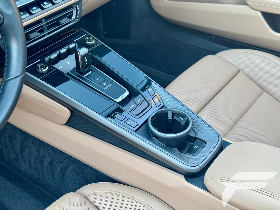 2021 Porsche 992 Targa 4 & 4S - Image 22 of 31