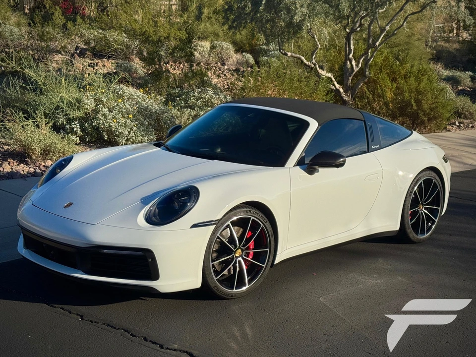 2021 Porsche 992 Targa 4 & 4S - Image 12 of 21