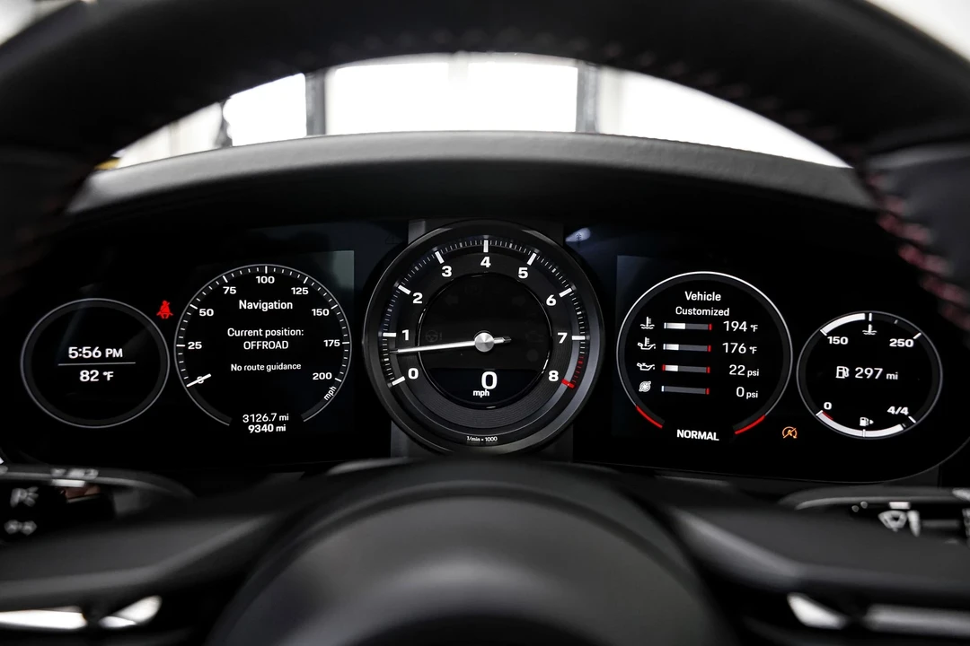 2021 Porsche 992 Targa 4 & 4S - Image 11 of 12