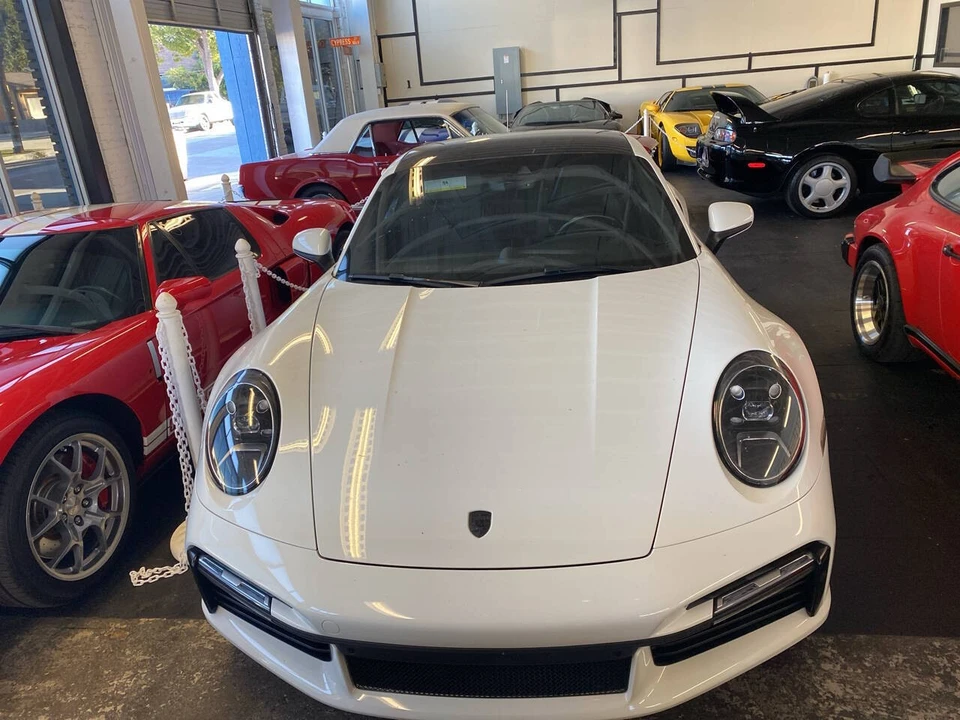 2021 Porsche 992 Turbo - Image 3 of 5